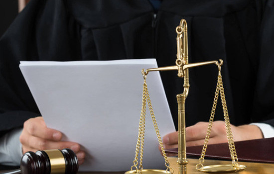 مهارات تفسير وتحليل التصوص القانونية